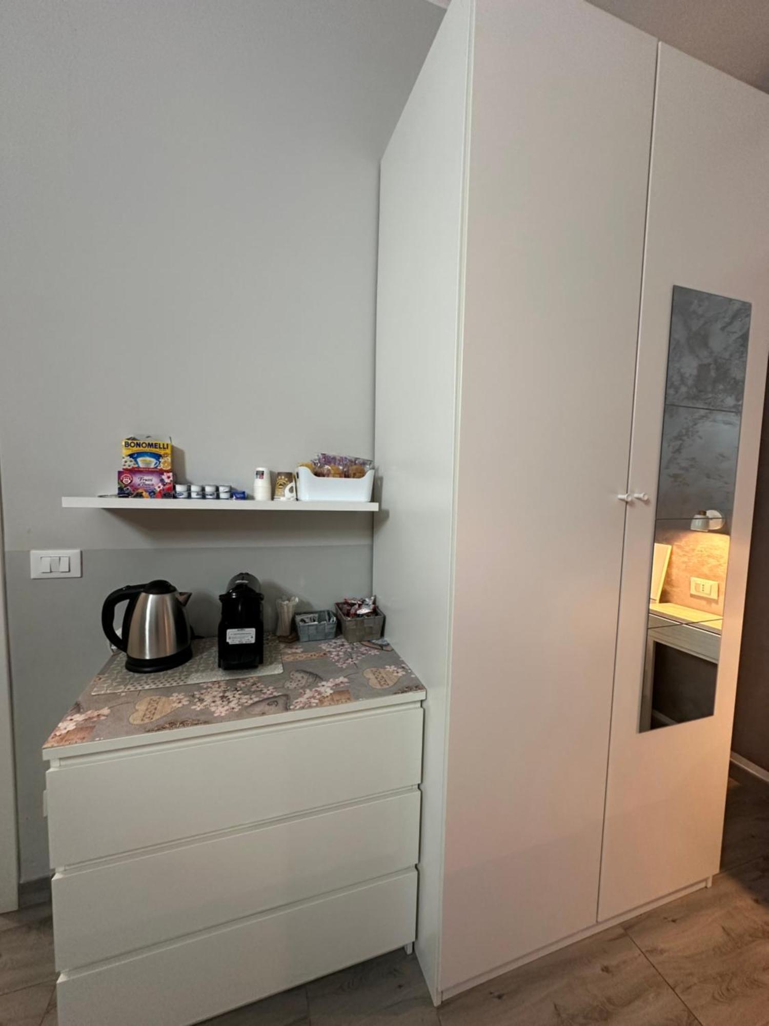 Locazione Turistica Girasole Bed and Breakfast Βερόνα Εξωτερικό φωτογραφία